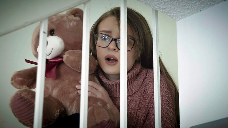 [FosterTapes] - Stepmom and Teen in a Sexy Doggystyle Fuck - Criss Simon - Havana Bleu - Jessae Rosae