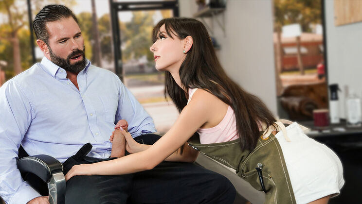 [ExxxtraSmall] - Serena's Premium Playtime - GI Joey - Serena Hill