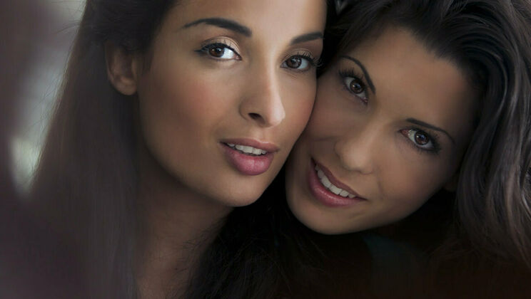 [SexArt] - Pussy Licking and Fingering with Beautiful Babes - Anissa Kate - Alexa Tomas