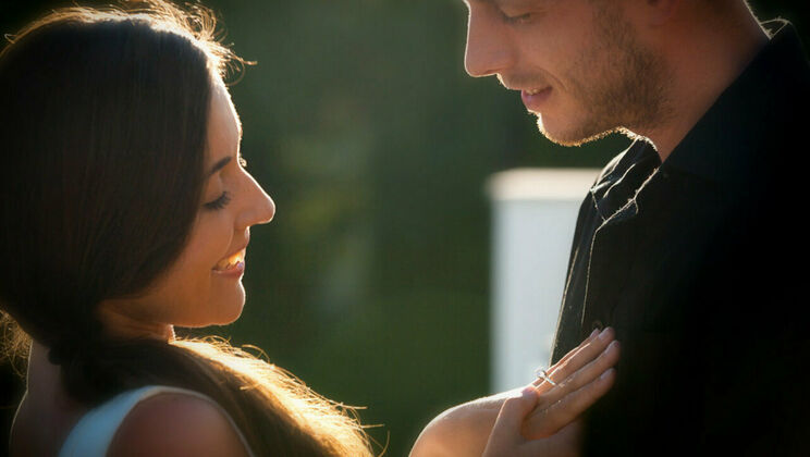 [SexArt] - Brunette Beauty Iwia A Enjoys Creampie - Iwia A - Johny D