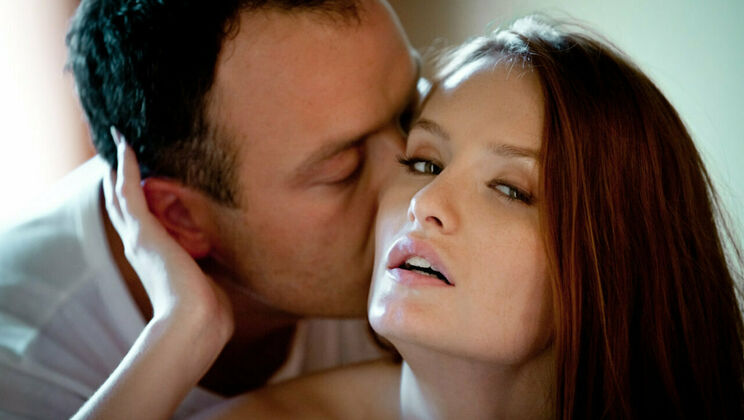 [SexArt] - Summer Lovin' with Kissing and Close Up Fun - Denisa Heaven - Lein Lewis