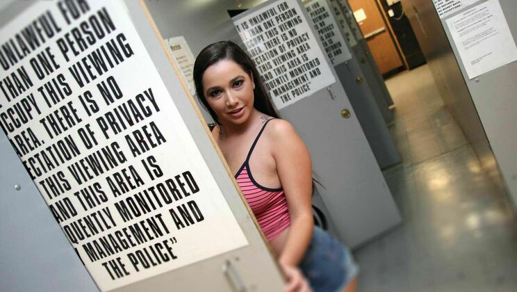 [GloryHole] - Karlee Grey Tattooed Slut Takes Cum Like a Pro - Karlee Grey