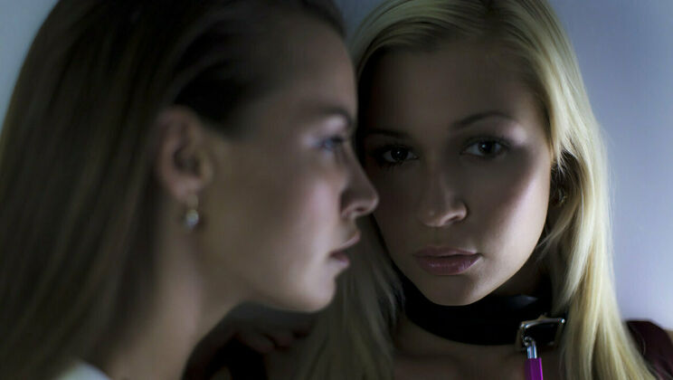 [SexArt] - Tan Lines and Tied Up: Blonde and Brunette Fun - Tracy Lindsay - Suzie Carina