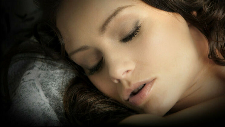 [SexArt] - Interracial Solo Pleasure - Sophie Lynx