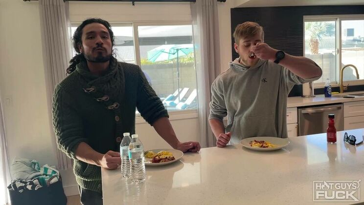 [HotGuysFuck] - Latino Leo & Blonde Brock Behind the Scenes Wild Action - Gio Givanni - Leo Woodman - Brock Fisher