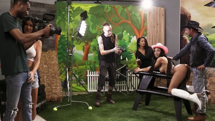 [WorkMeHarder] - Cowgirl and Reverse Cowgirl with Big Tit Babes - Kira Noir - Queenie Sateen - Hollywood Cash