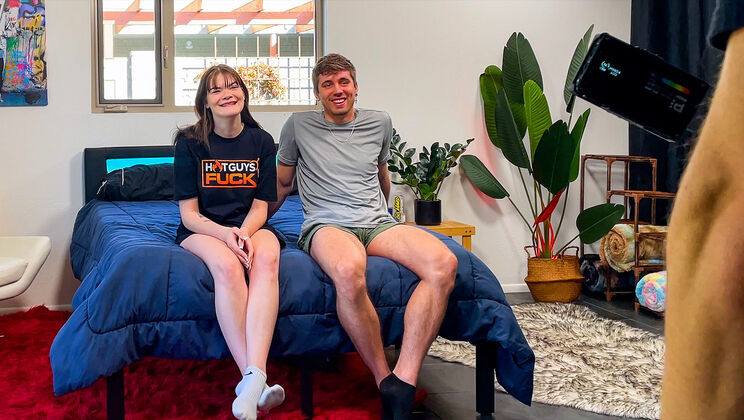 [HotGuysFuck] - Russian Man Gets Erotic Help from Gorgeous Sammy - Sammy Scott - Dexter Quinn