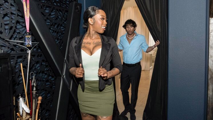 [LookAtHerNow] - Gemini's Naughty Real Estate - Baby Gemini - Zane Walker