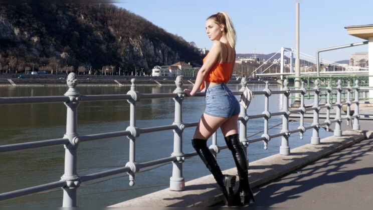 [ScenesXXXX] - Dee Vine Sizzles in a Hotel Striptease with Skill and Beauty