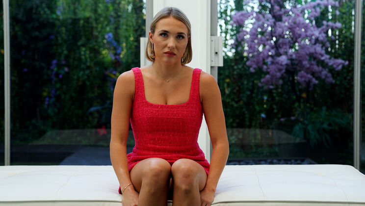 [CastingCouchHD] - Jeny's Reverse Cowgirl Action