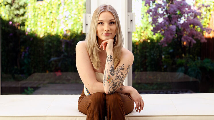 [CastingCouchHD] - Syrah Gets Titty Fucked in Audition