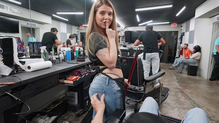 [MOFOS] - At the Barber's with Lucky - Parker Ambrose - Lucky Anne