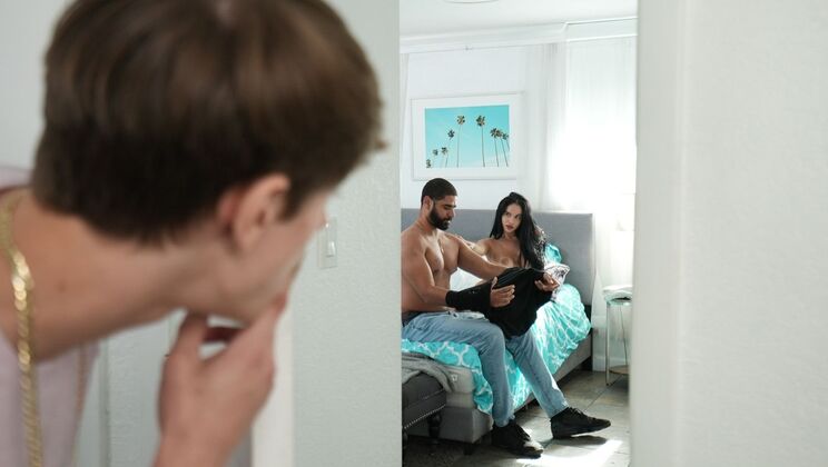 [MyPervyFamily] - Stepdad's Clueless