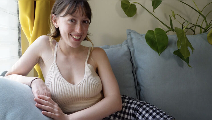 [Ersties] - First Sex Adventure Episode 4 (Bee A's) - Lina (Ersties) - Bonnie (Ersties)