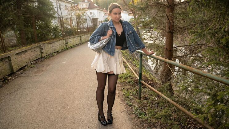 [PublicAgent] - Big Cock Martin Gun Fucks Gigi Max in Missionary - Martin Gun - Gigi Max