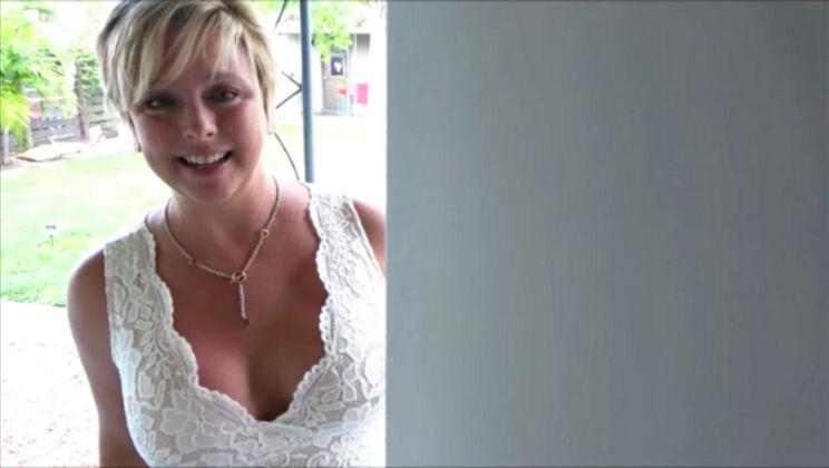 [MomComesFirst] - Hot Teacher Brianna Beach Gives Stepson A Blowjob - Brianna Beach