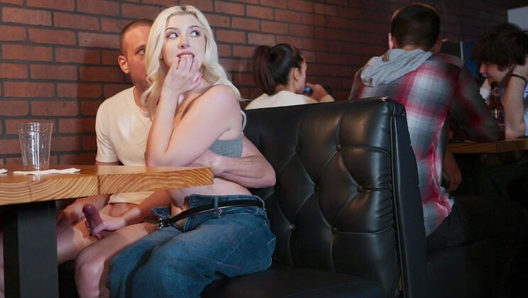 [MOFOS] - Gia’s Hot Blowjob and Sticky Ride - Gia OhMy - Joey Gray