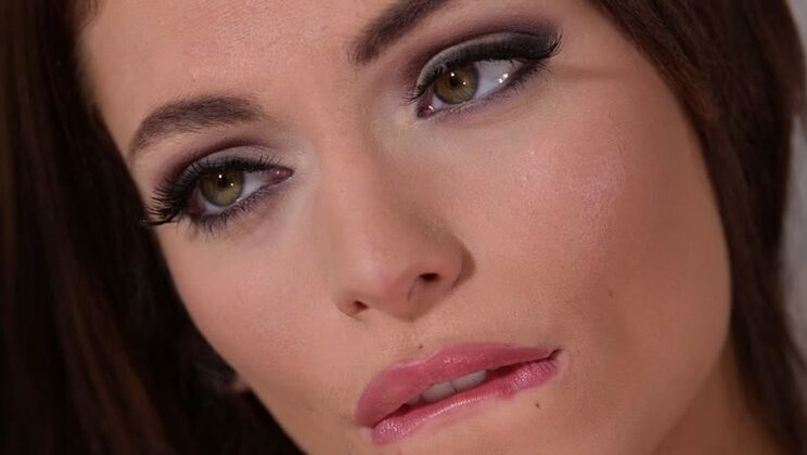 [PornWorld] - French hottie with small ass sucks cock and rides barefoot - Vince Karter - Clara Mia