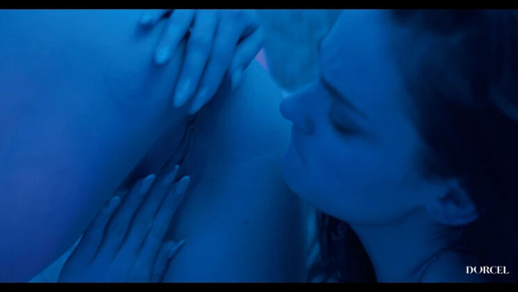 [DorcelClub] - Desire Between Two Women - First Date - Clara Mia - Alice Drake