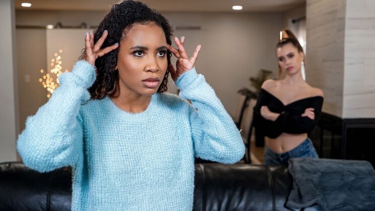 [DigitalPlayground] - Small Ass and Big Kiss - Demi Sutra - Jill Kassidy