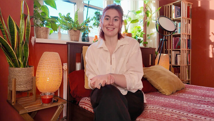 [Ersties] - English Trailer Sarah's First Anal with Zora - Zora (Ersties)