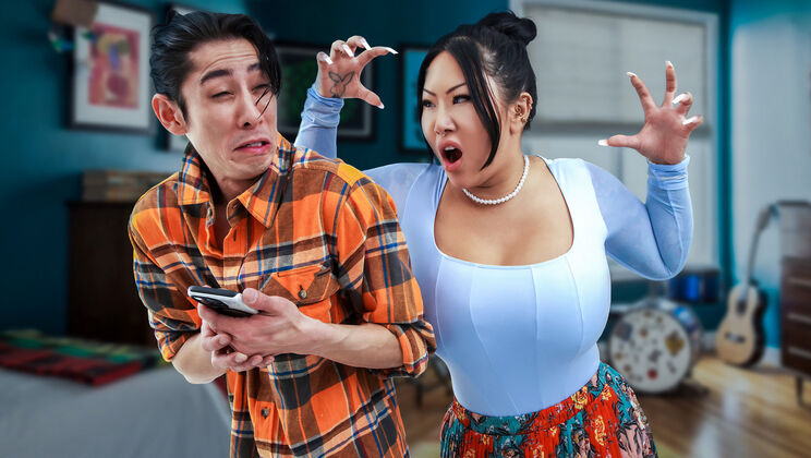 [TigerMoms] - Asian Mom Connie Perignon Teaches Young Guy with Blowjob - David Lee - Connie Perignon