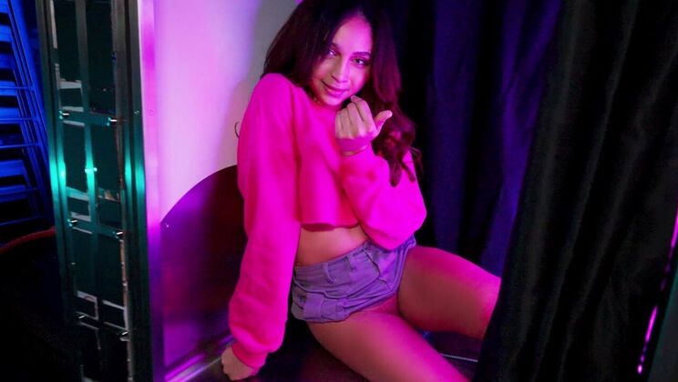 [He'sGotRizz] - Basketball and Boobs Handjob to Facial - Lucas Frost - June - Katerina Karson