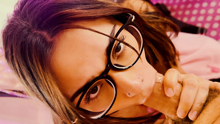 Ryan Madison gives teen cupcake a warm creampie